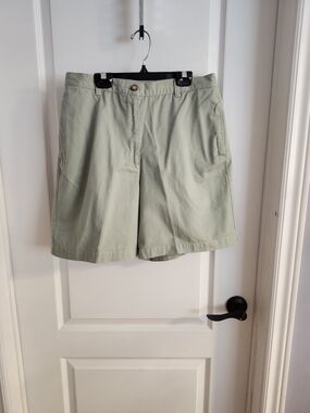 Jones New York Sport Light Sage Shorts